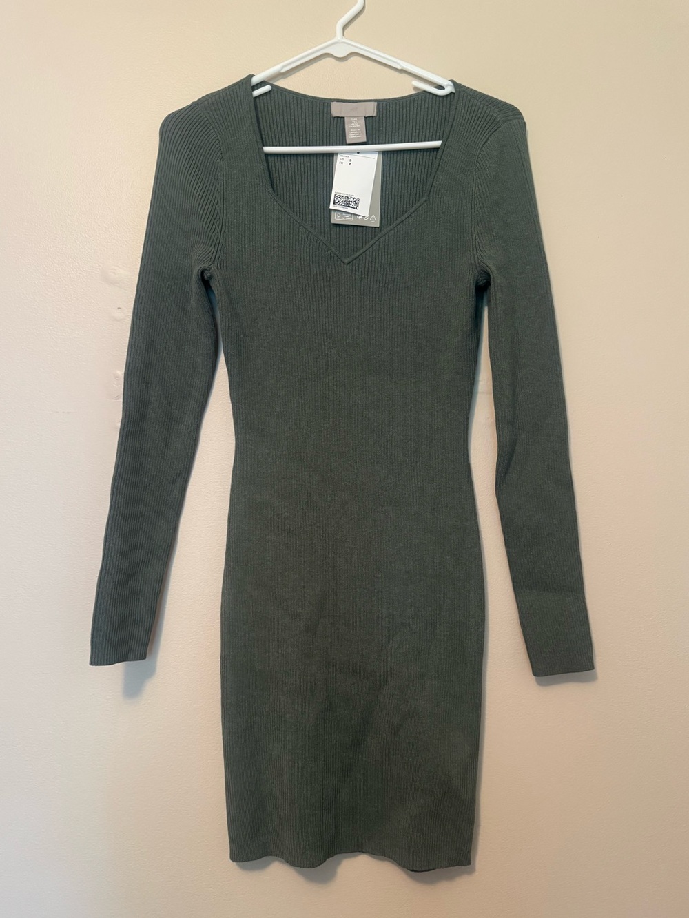 Ribbed Sweater Midi Dress
